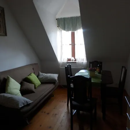 Zamecek Zdiky Lejlighedshotel *